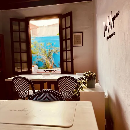 Coliving Tenerife - فندق مبيت وإفطار *